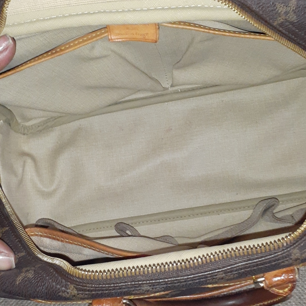 Vintage Louis Deauville Bag - Picture 6 of 16